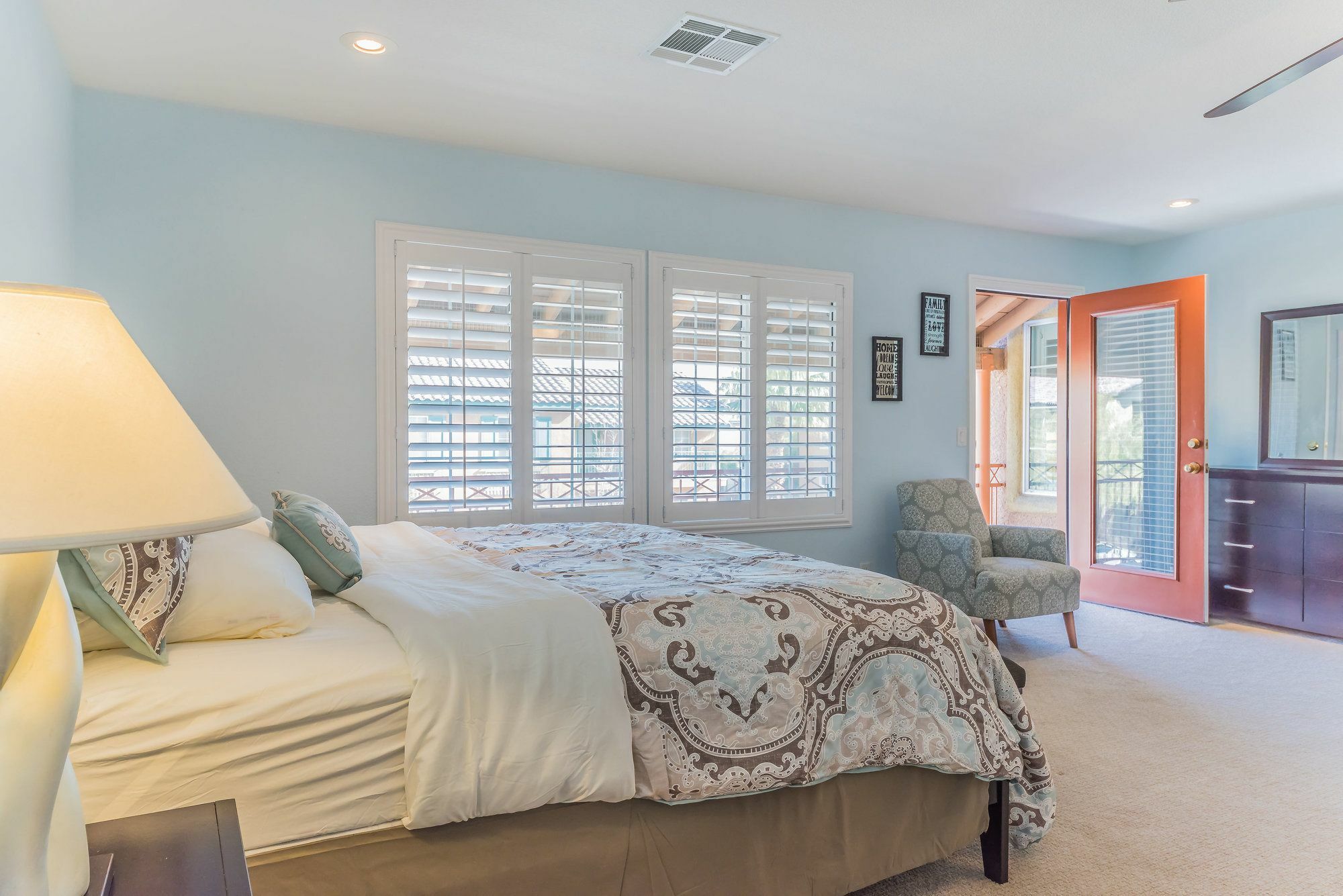 Luxurious 4br 9min To Lv Strip Sleeps 16 Apartment