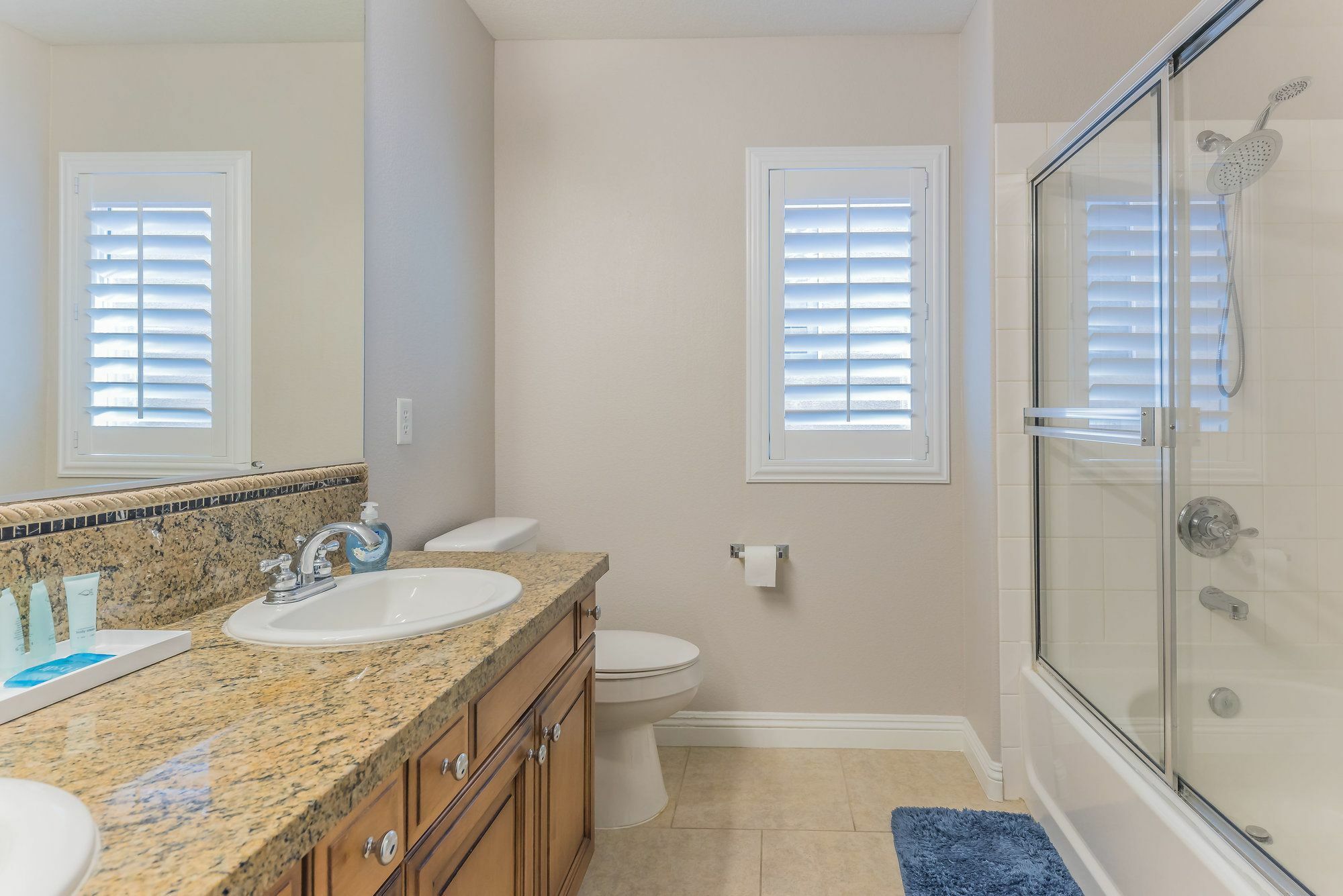 Apartment Luxurious 4br 9min To Lv Strip Sleeps 16 Las Vegas