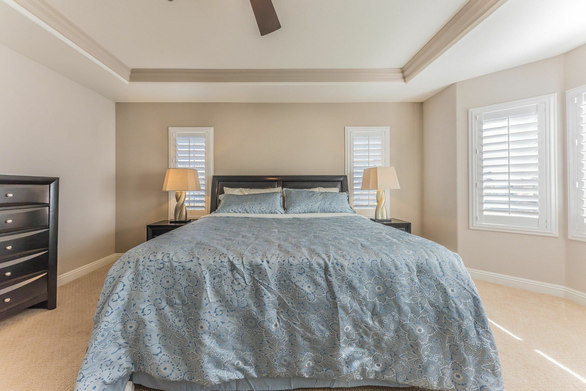 Luxurious 4br 9min To Lv Strip Sleeps 16 Apartment